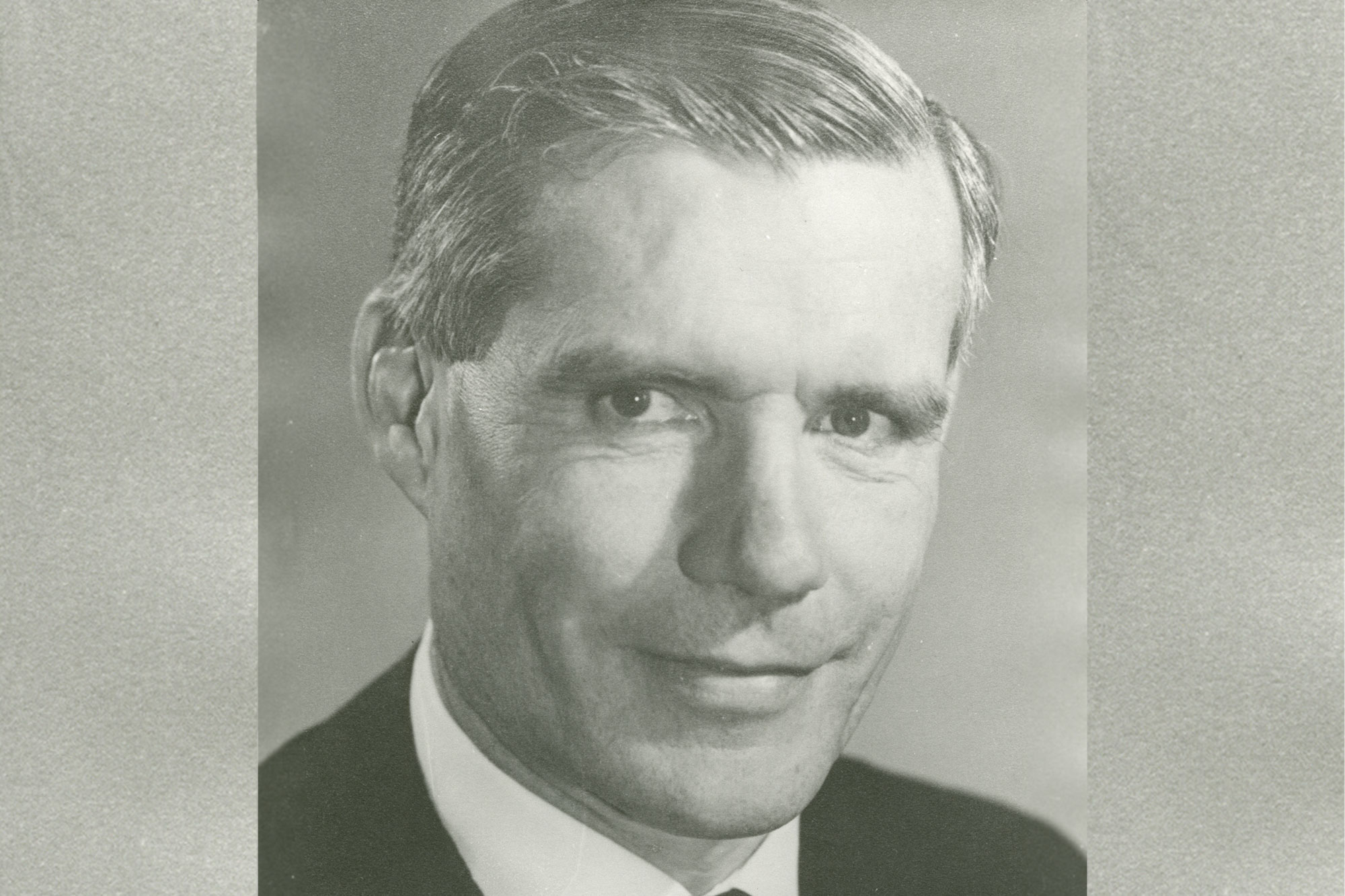 Sir Richard Luyt (1968–1980)