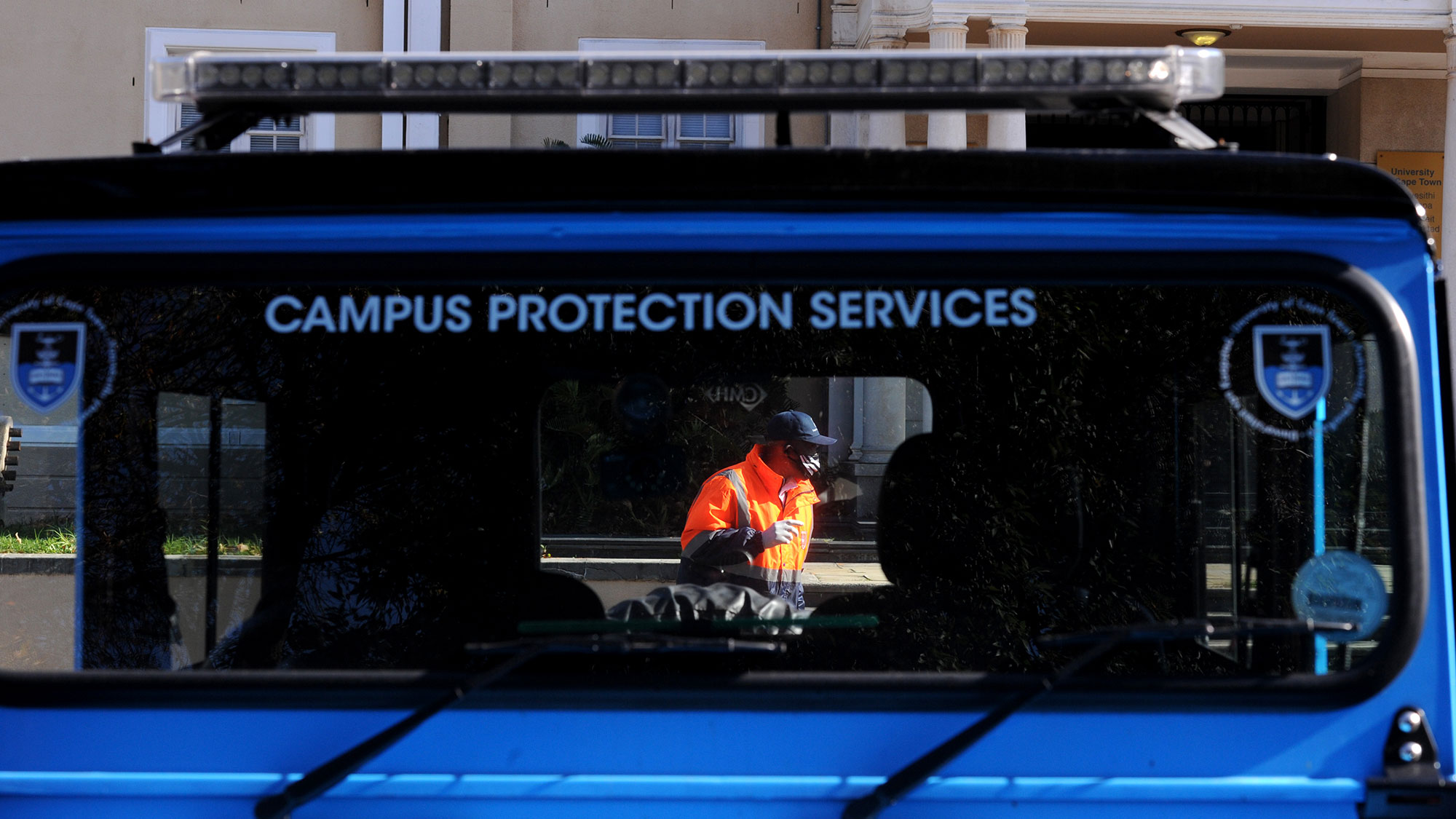 Campus Life 2024 - Essential and emergency contacts